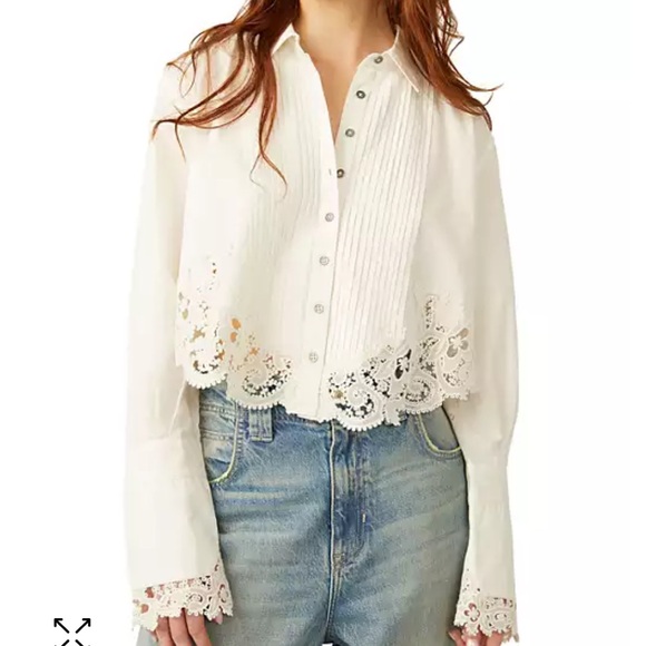 Free People Tops - Free people hooked on your embroidered button down shirt cropped